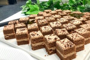 生チョコレートケーキ