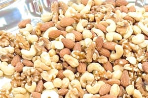 ミックスナッツ